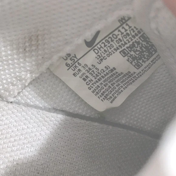 Nike AF1 Air Force One classic white sneakers size 6.5Y - Picture 7 of 7